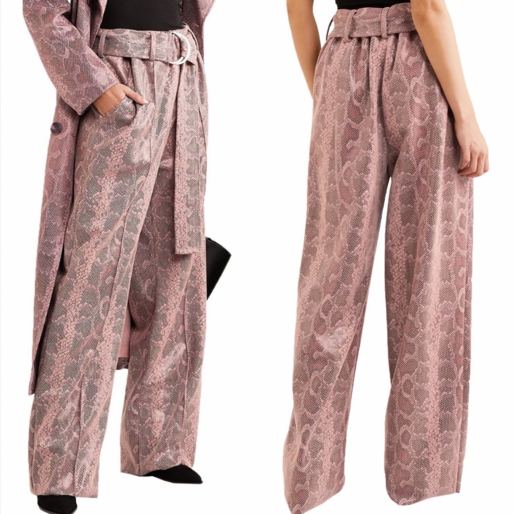 Stand studio NWOT pink belted snake wide leg pants M